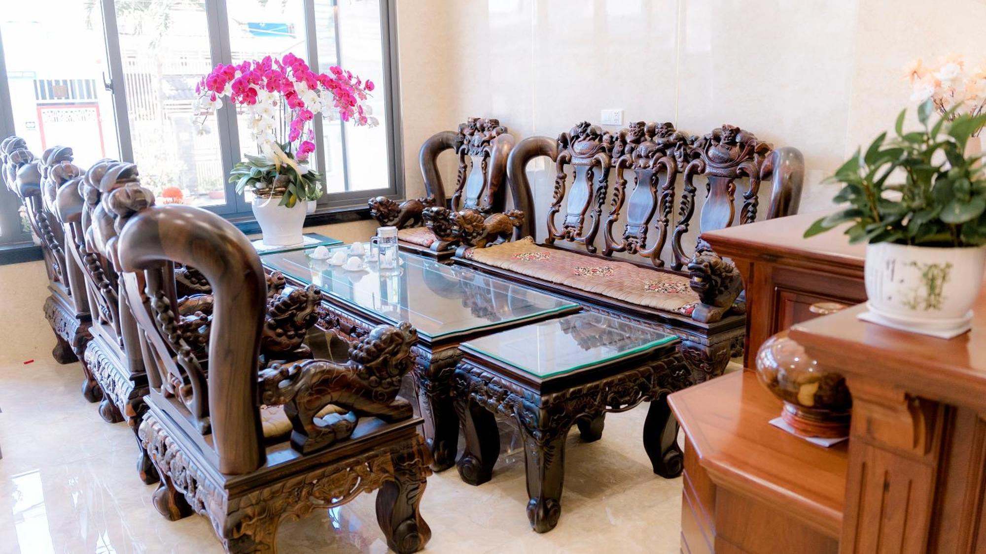 Loc Son Hotel Buon Ma Thuot Kültér fotó